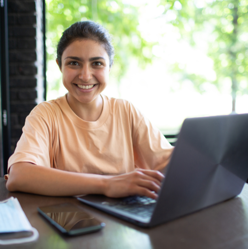 Stay-at-home mom earning income through online wellness coaching